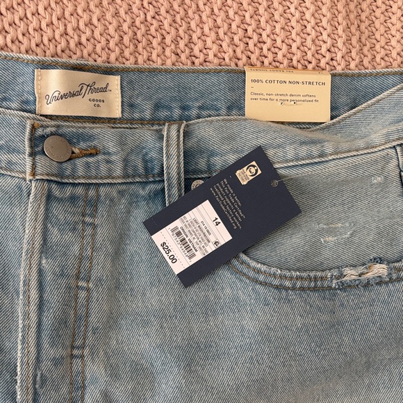 Universal Thread Light Blue Jean Shorts - Picture 2 of 3